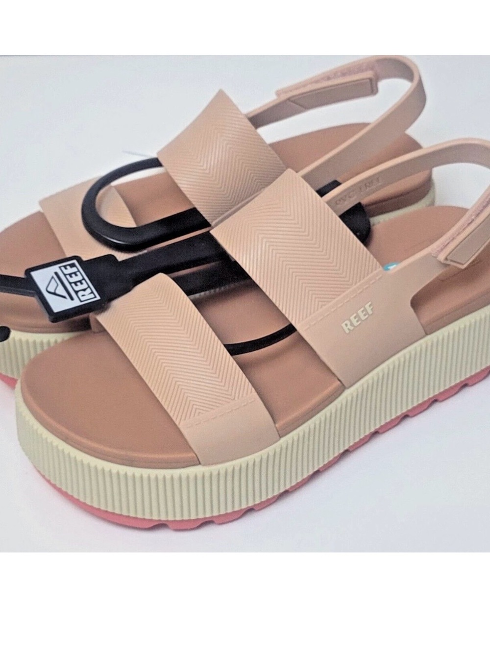 REEF Women's Water Vista Higher in Sunset Coral. Size 7. VGUC - Picture 7 of 8